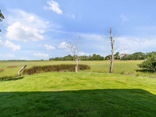 Magnificent Seven Bedroom Estate on the Idyllic Isle of Palms