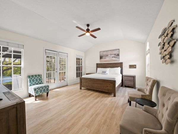 Siesta Key Vacation Rental Luxury 4-Bedroom Canal-Front Home with Pool & Dock