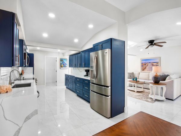 Siesta Key Vacation Rental Luxury 4-Bedroom Canal-Front Home with Pool & Dock