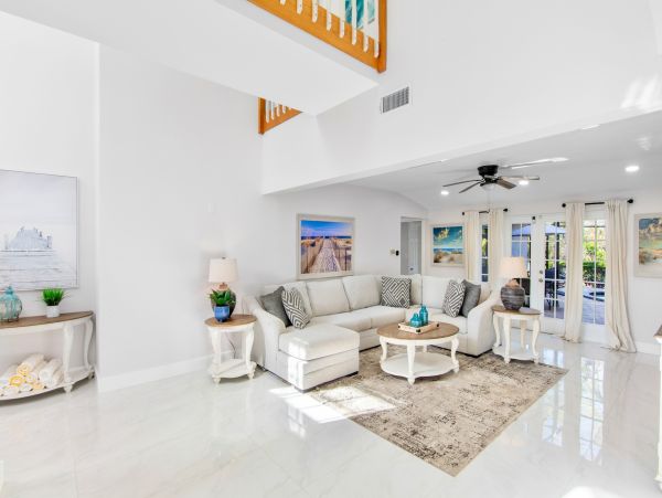 Siesta Key Vacation Rental Luxury 4-Bedroom Canal-Front Home with Pool & Dock