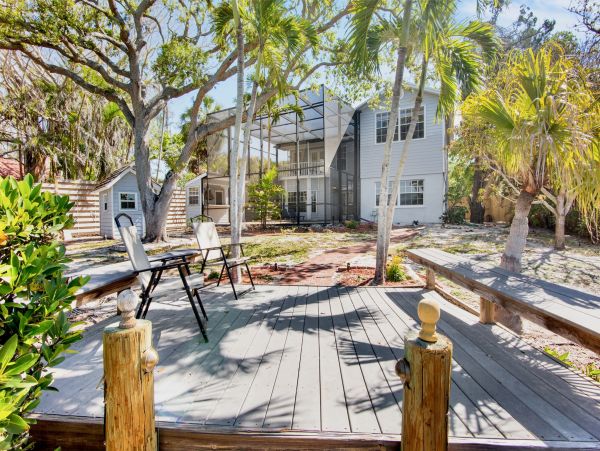 Siesta Key Vacation Rental Luxury 4-Bedroom Canal-Front Home with Pool & Dock