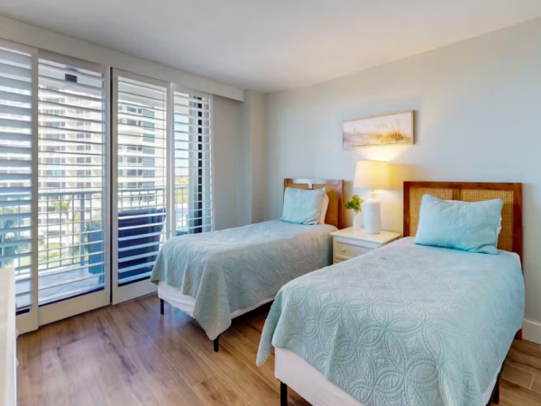Gulf-View Condo in Marco Island with 2 Bedrooms