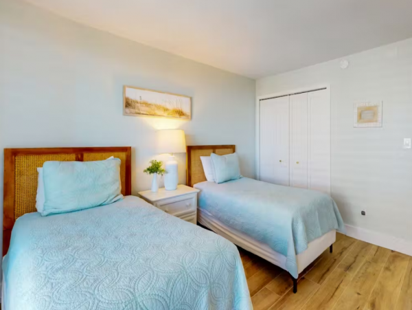 Gulf-View Condo in Marco Island with 2 Bedrooms