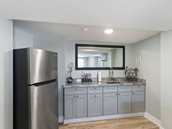 Walk to Beach Isle of Palms Vacation Home Five Bedroom