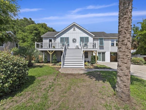 Walk to Beach Isle of Palms Vacation Home Five Bedroom