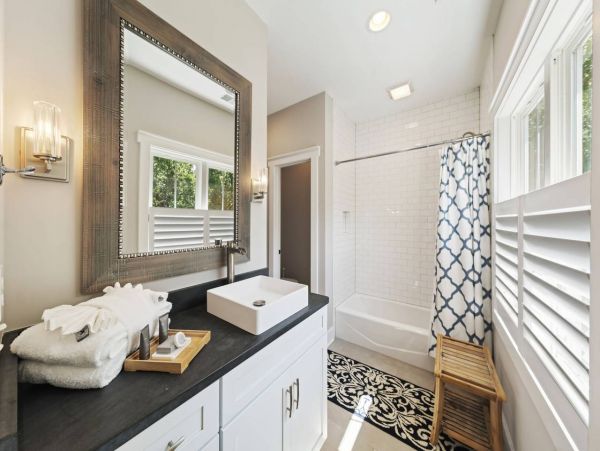 Lovely Isle of Palms Vacation Pool Home
