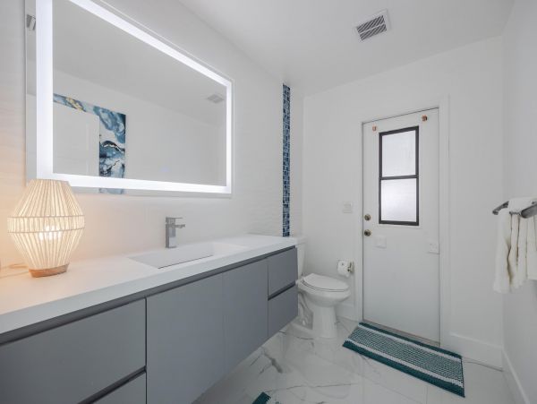 Lovely Cape Coral Vacation Home Sleeps Ten Guests