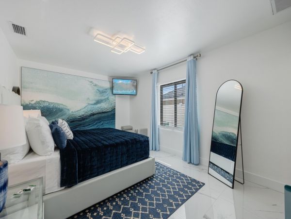 Lovely Cape Coral Vacation Home Sleeps Ten Guests