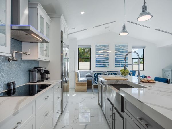 Lovely Cape Coral Vacation Home Sleeps Ten Guests