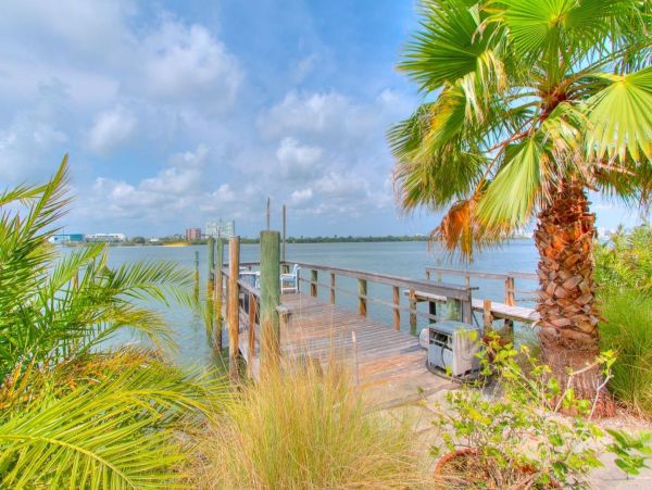 Lovely Clearwater 1 Bedroom Rental Bay Views