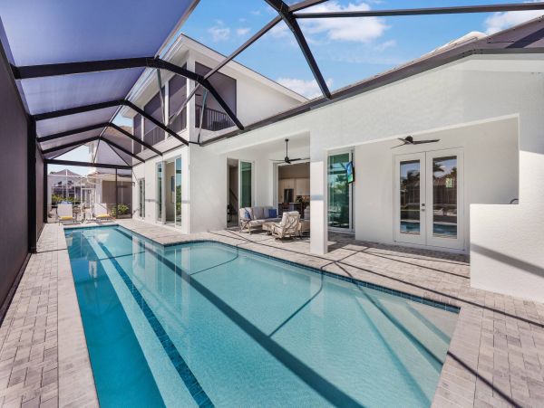 Marco Island Tropical Getaway with Private Pool