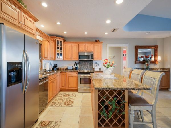 Bay Views Anna Maria Island Sleeps 6