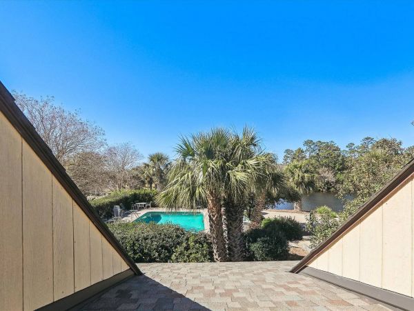 Lovely Condo with 3 Bedrooms & Great Amenities