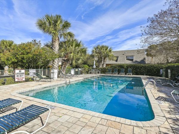 Lovely Condo with 3 Bedrooms & Great Amenities