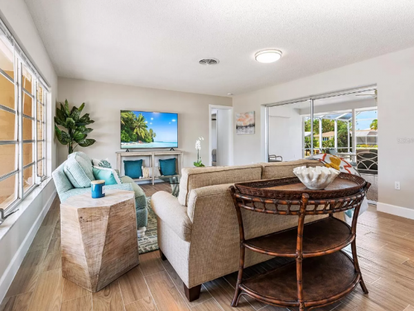 Gorgeous 3 Bedroom Rental in Longboat Key
