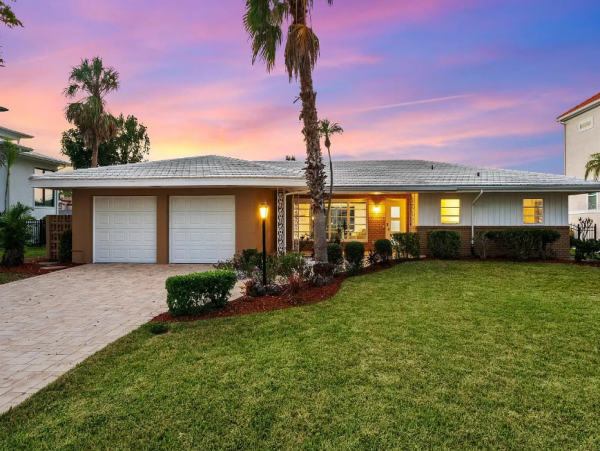 Gorgeous 3 Bedroom Rental in Longboat Key