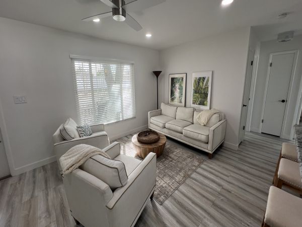 Beautiful Single-Level Home with Patio in Bradenton