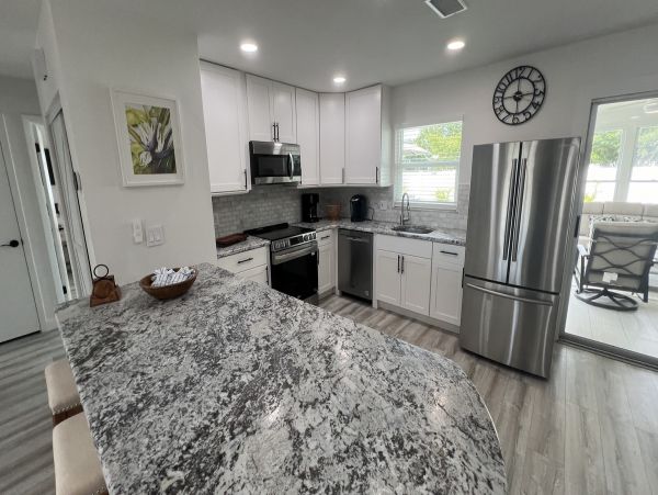 Beautiful Single-Level Home with Patio in Bradenton