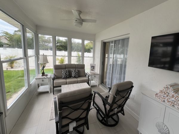 Beautiful Single-Level Home with Patio in Bradenton