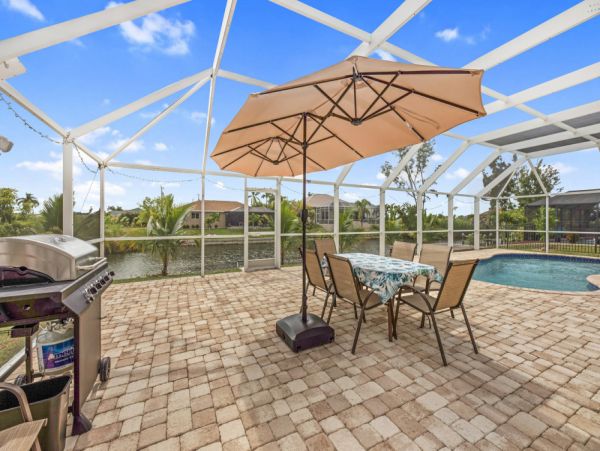 Cape Coral Vacation Home Three Bedroom