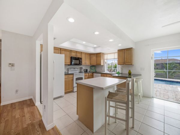 Cape Coral Vacation Home Three Bedroom