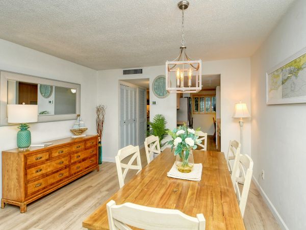 Great Vacation Condo Two bedroom in Longboat Key