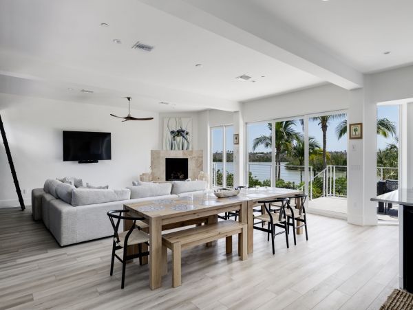 Luxury Captiva Island Vacation Rental - Gulf Coast Bayfront Villa