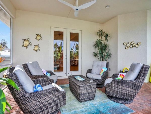 Beautiful Naples 3 Bedroom Home with Private Pool