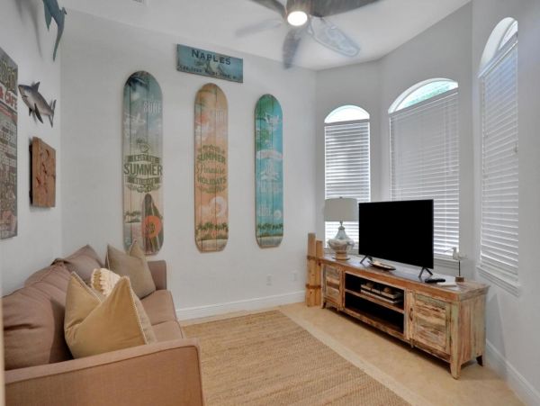 Beautiful Naples 3 Bedroom Home with Private Pool