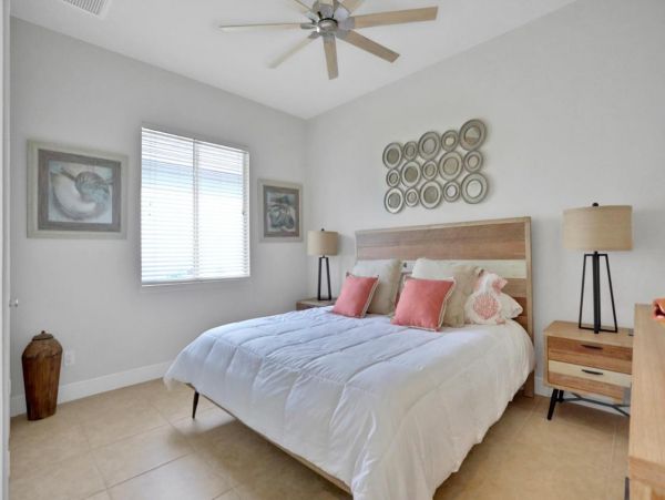 Beautiful Naples 3 Bedroom Home with Private Pool