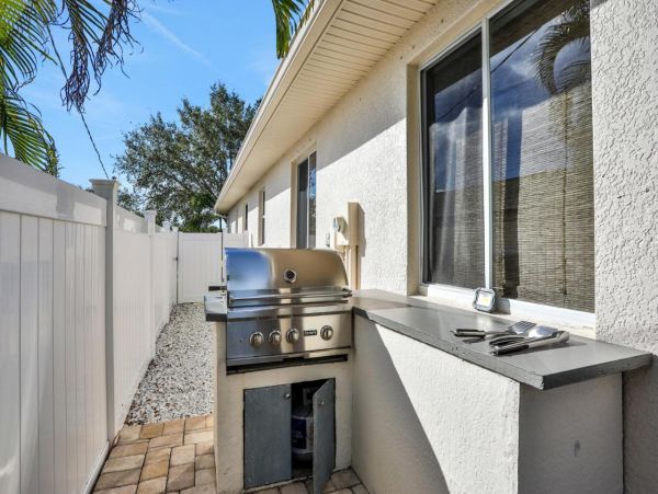 Beautiful Naples 3 Bedroom Home with Private Pool