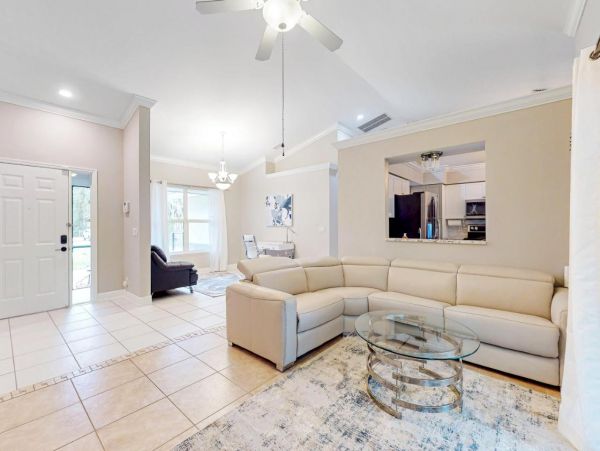 Naples Lovely 3 Bedroom Home Private Pool