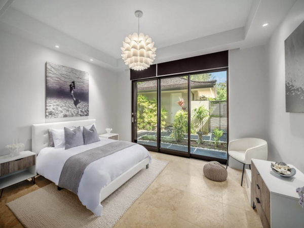 Luxury Awaits Villa in Princeville