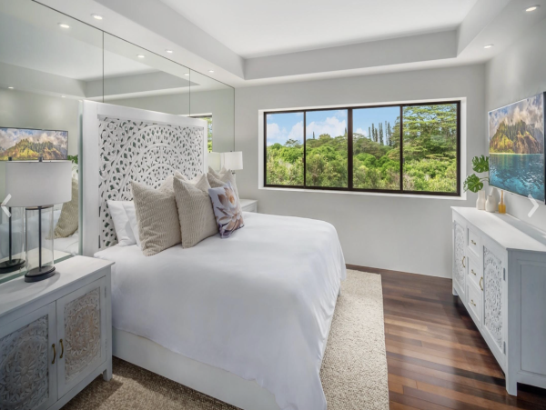 Luxury Awaits Villa in Princeville
