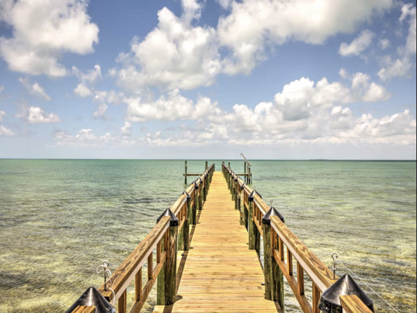 Long Key Luxury Vacation Villa Beachfront!