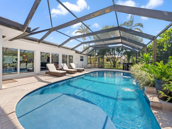 Coastal Retreat in Singer Island with Private Pool & Walkable Beach Access