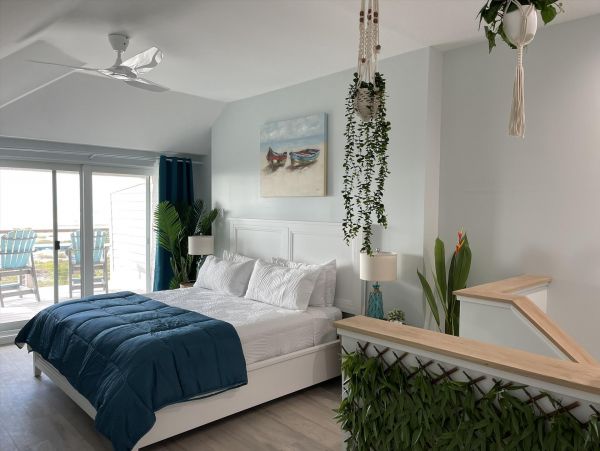 Beachfront Two Bedroom Vacation Rental in North Captiva Island