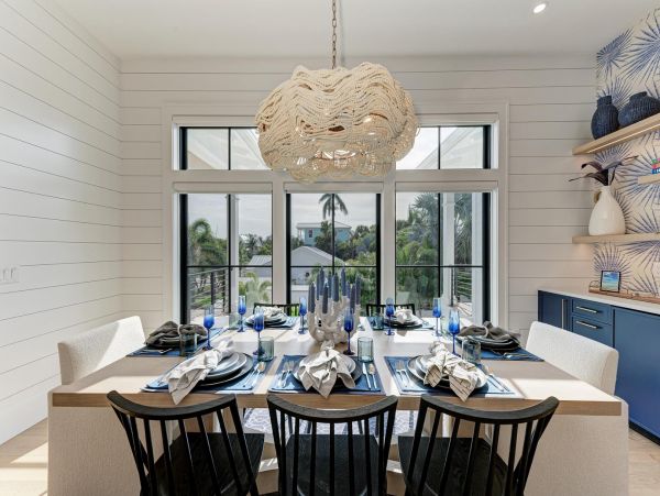 Beautiful Vacation Pool Home in Holmes Beach It Have it All!