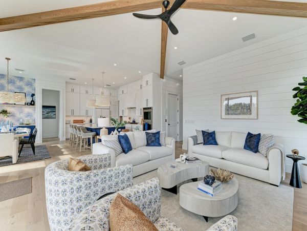 Beautiful Vacation Pool Home in Holmes Beach It Have it All!