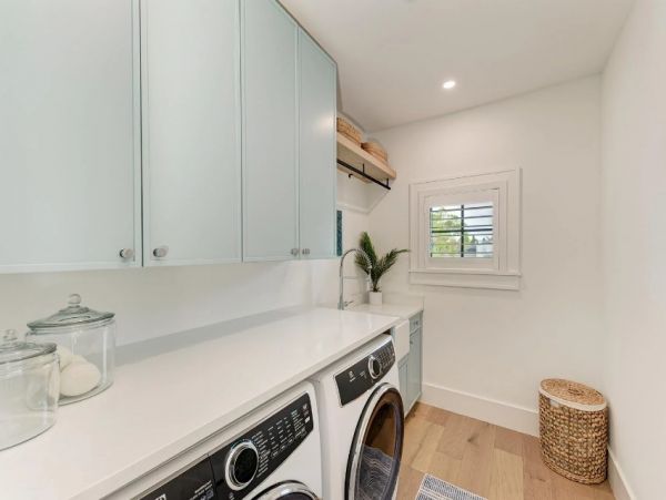 Beautiful Vacation Pool Home in Holmes Beach It Have it All!
