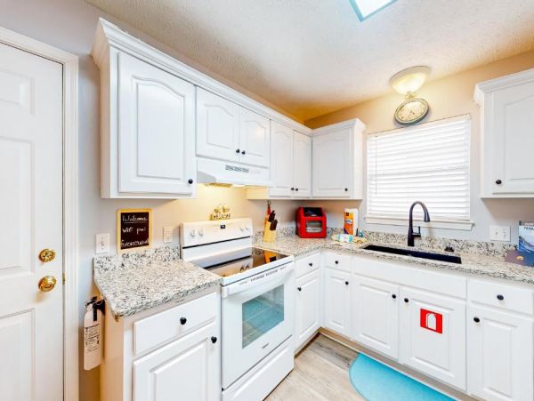 Vacation Home in Panama City Walk to Beach