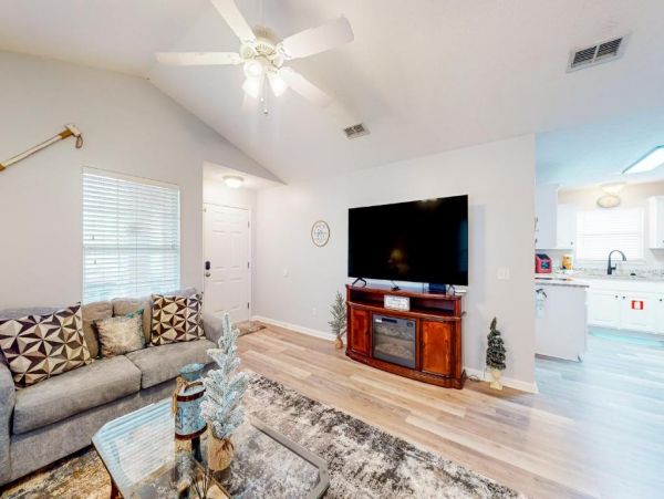 Vacation Home in Panama City Walk to Beach