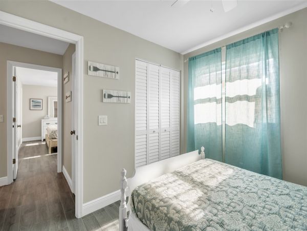 Walk to Beach Vacation Home Three Bedroom in Indian Rocks