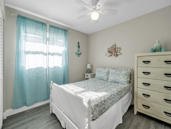 Walk to Beach Vacation Home Three Bedroom in Indian Rocks