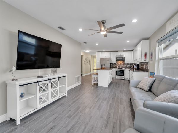 Walk to Beach Vacation Home Three Bedroom in Indian Rocks