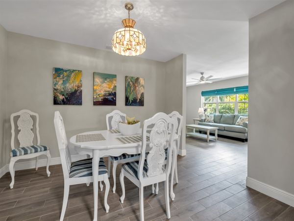 Walk to Beach Vacation Home Three Bedroom in Indian Rocks