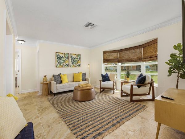 Beautiful Naples Pool Home with 3 Bedrooms