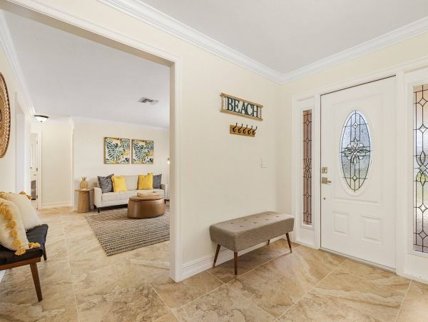 Beautiful Naples Pool Home with 3 Bedrooms