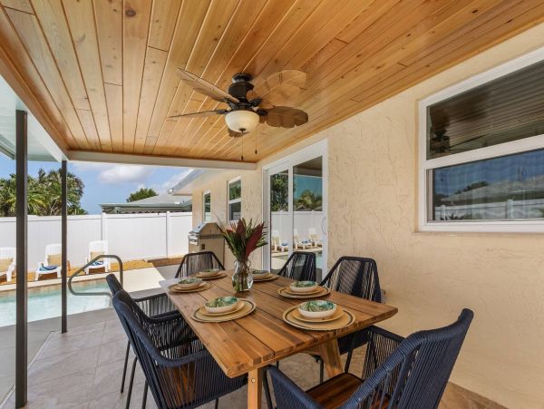 Beautiful Naples Pool Home with 3 Bedrooms