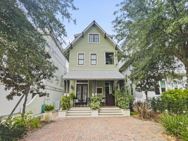 Beautiful Five Bedroom Vacation Home in Seacrest Beach